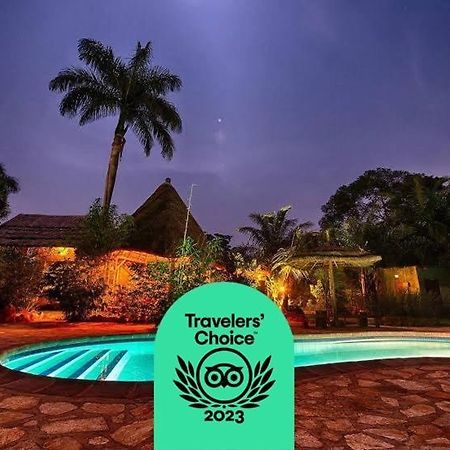 Afro Smile Hotel & Guest House - جينجا المظهر الخارجي الصورة